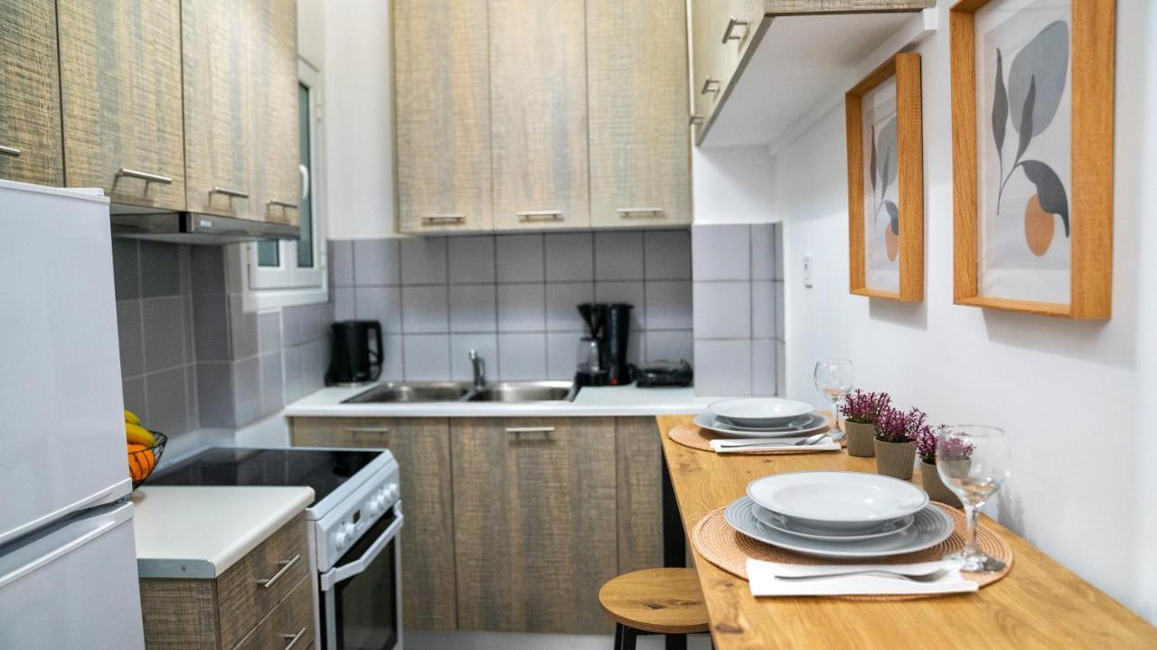 Lux Garden Apartment Near Acropolis In The Heart Of Atenas Exterior foto